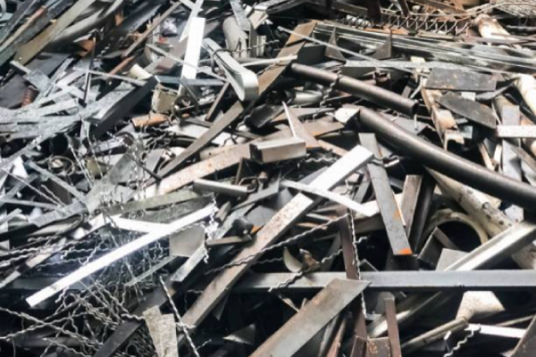 Industrial Metal Scrap Removal
